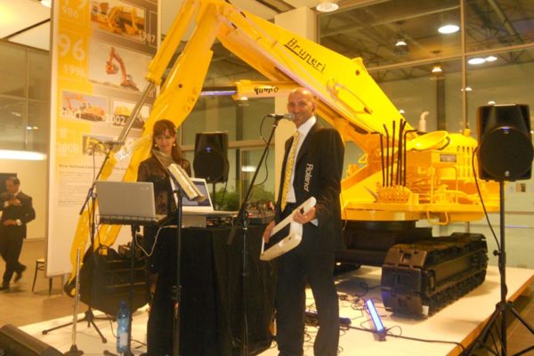 new-holland-142